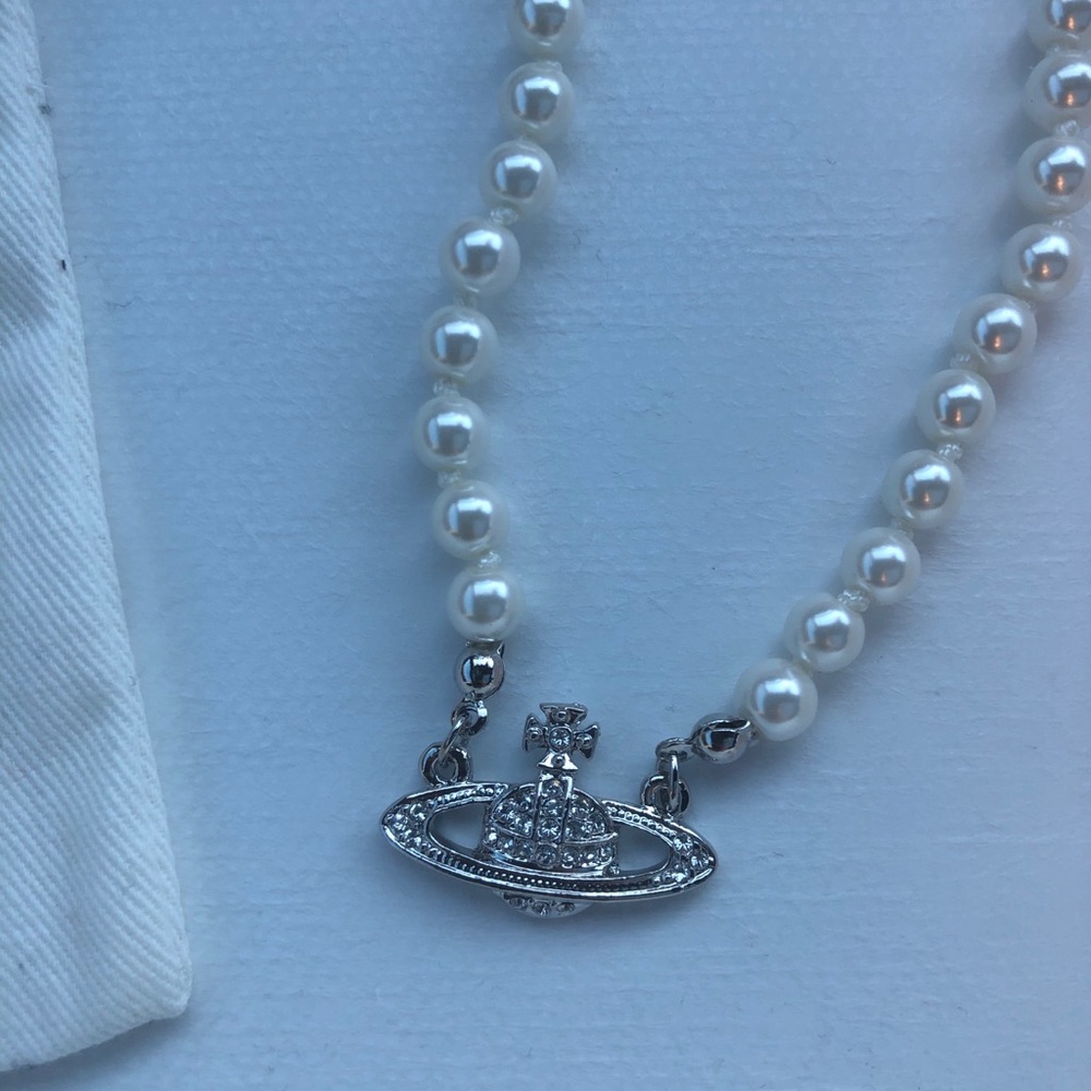 Vivienne westwood silver pearl necklace